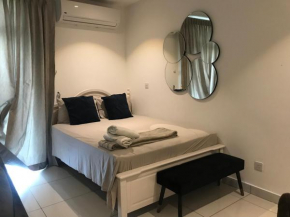 NANA POKUAA Luxury APARTMENTS